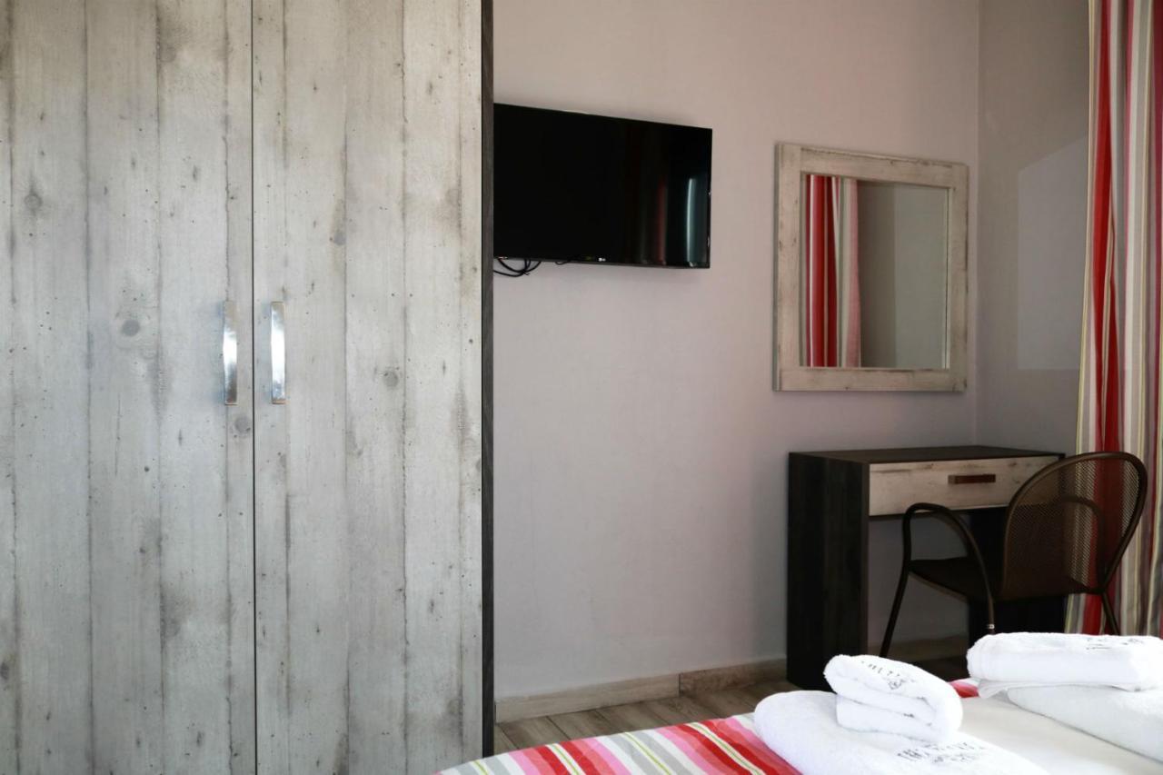 Paramithi Luxury Apartments Νικήτη Εξωτερικό φωτογραφία
